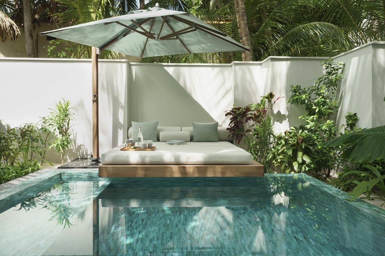 Deluxe Beach Bungalow with Pool, Gartenpool, Huvafen Fushi Maldives